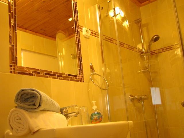 Viragoskert Apartman Heviz Ruang foto