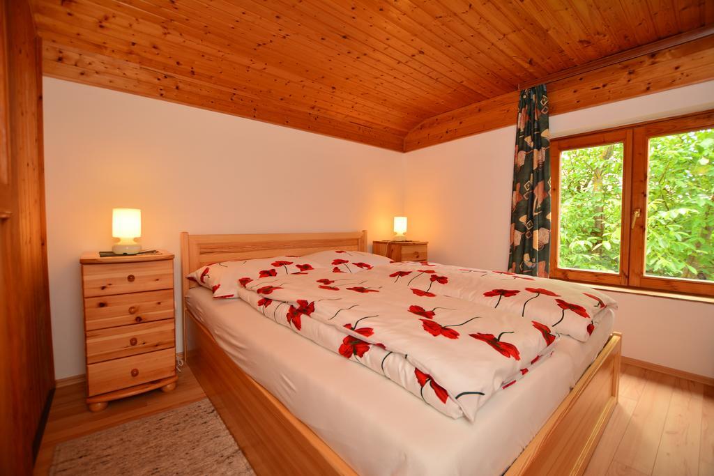 Viragoskert Apartman Heviz Bagian luar foto